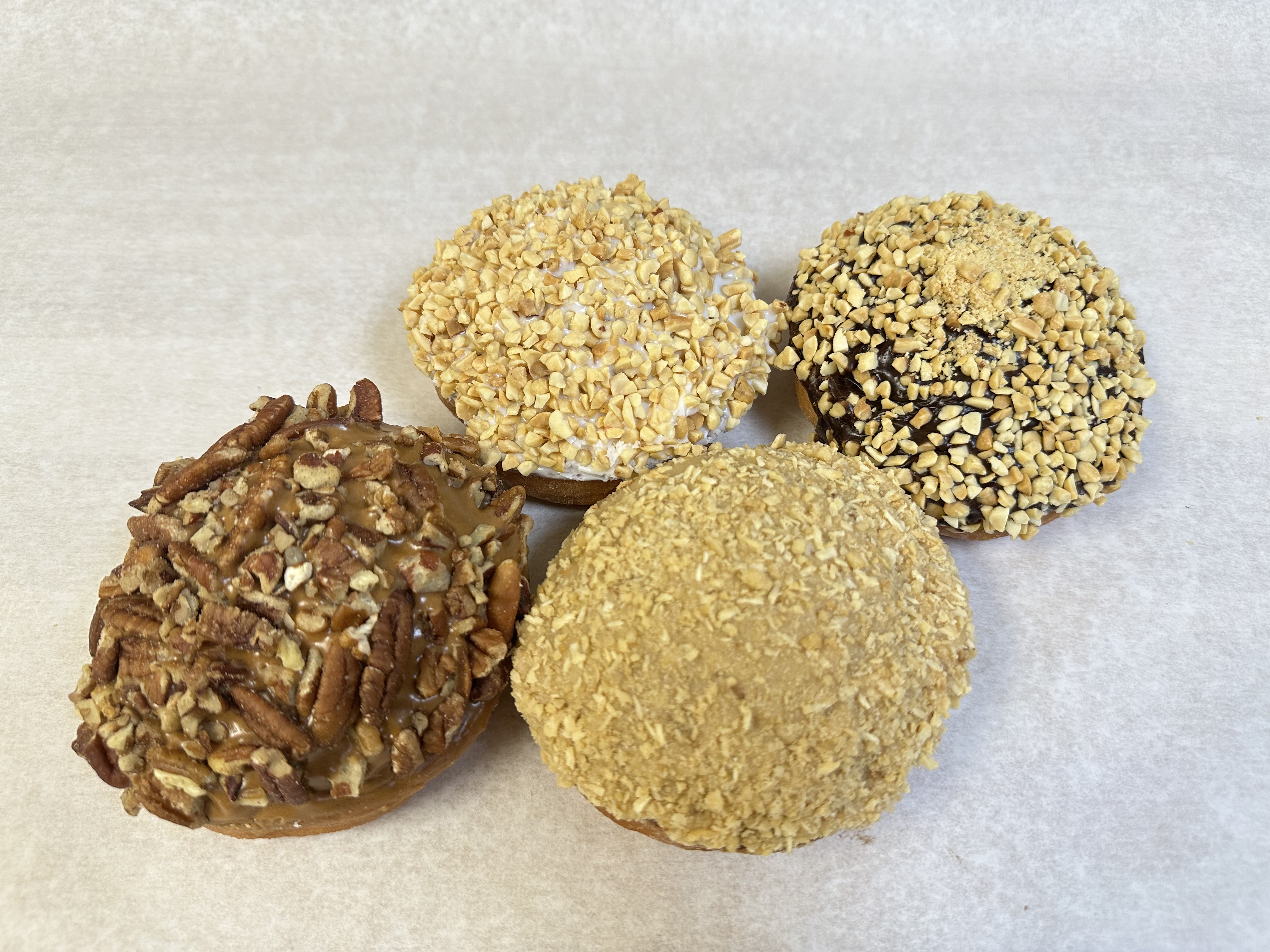 Cinnamon rolls with frosting topping